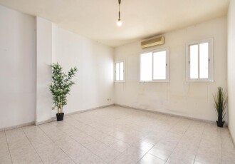 Piso – Barcelona 74.00 m2 photoOne